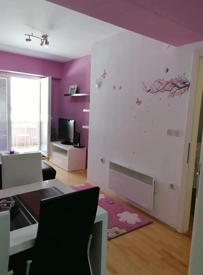 Apartments Nela Ohrid Bagian luar foto